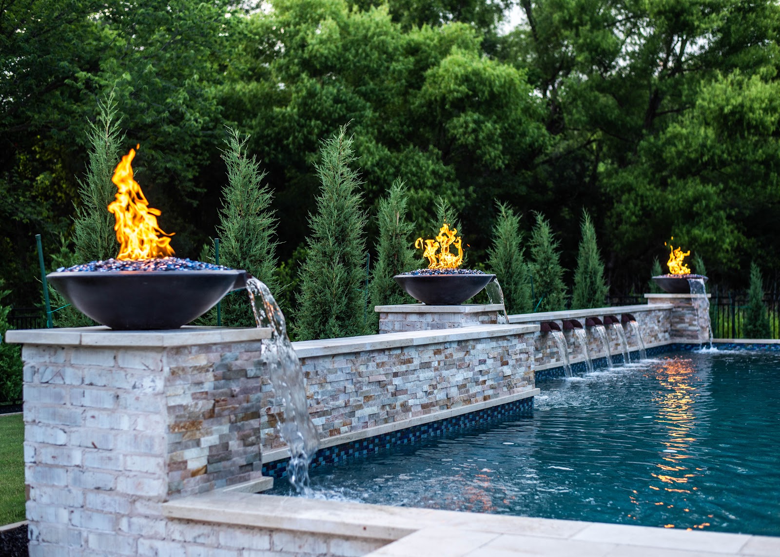 Luxury Resort Pool with Spa in Wylie